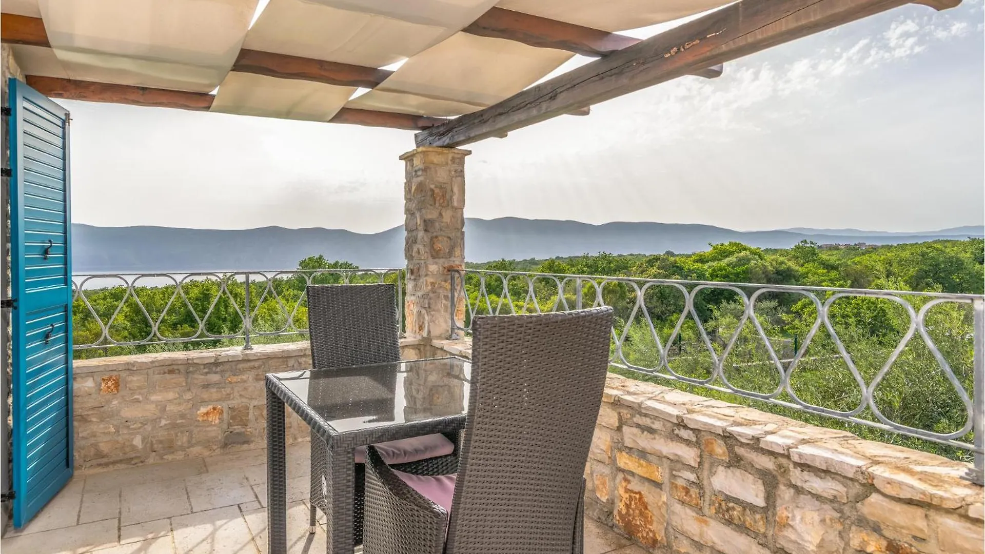 Дом отдыха 4 Bedroom Cozy Home In Linardici Хорватия